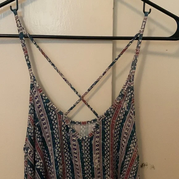 Multi Colored Triangular Tank - Picture 2 of 4